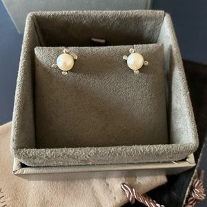 David Yurman Pearl Earrings with diamonds